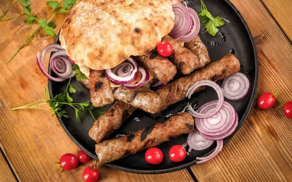 Ćevapi - Bosnian Food