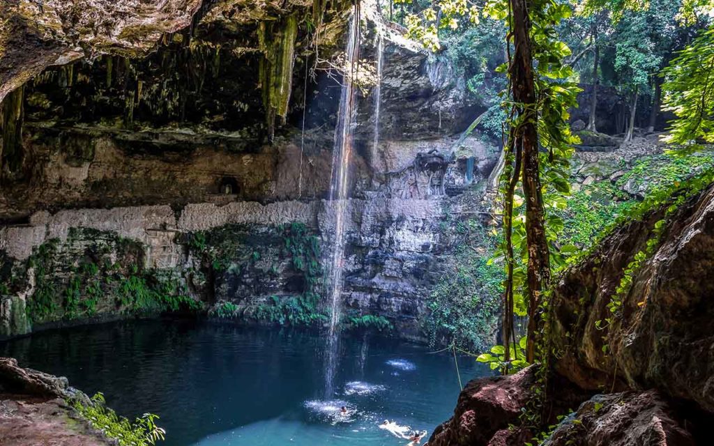 Cenotes of Quintana Roo bucket list experiences