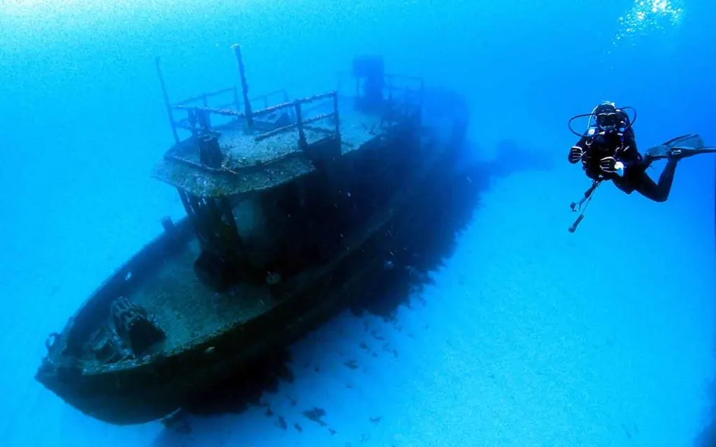 Scuba diving Malta bucket list experience