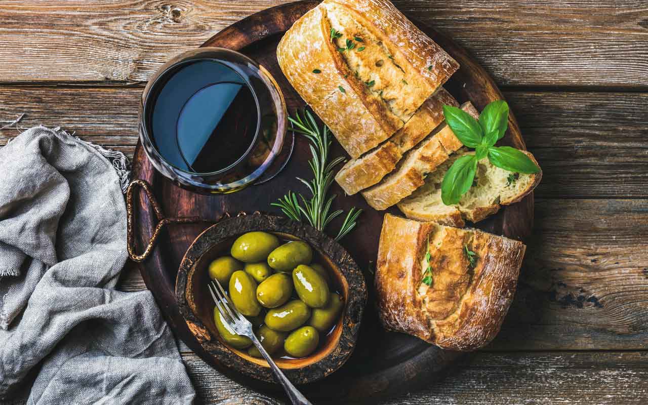 20 Best Mediterranean Foods You Need in Your Life - Nomad Paradise