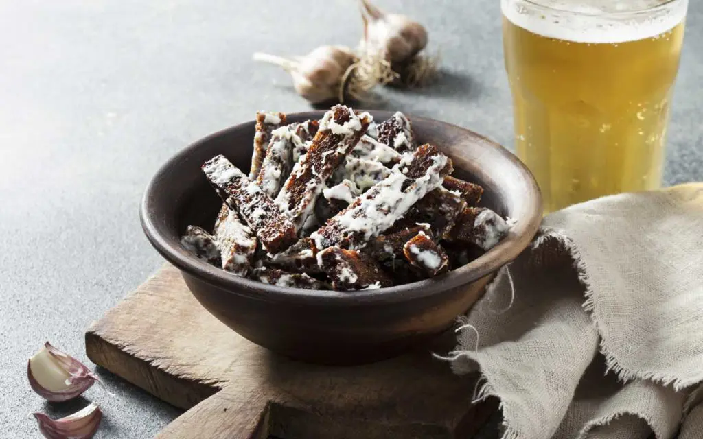 Lithuanian Food: Baked Whistlers (Švilpikai)