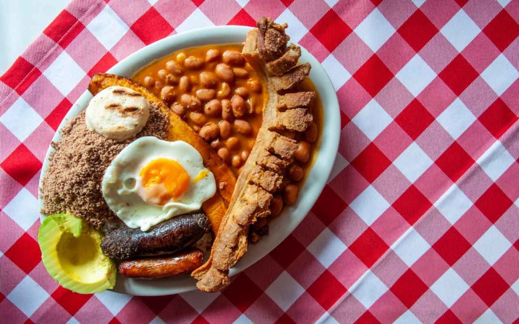 Colombian cuisine: Bandeja Paisa 