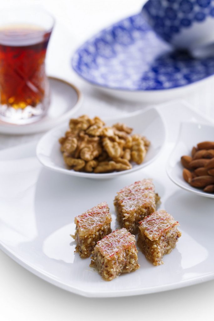 Azerbaijani Food: Pakhlava – Azerbaijani Baklava