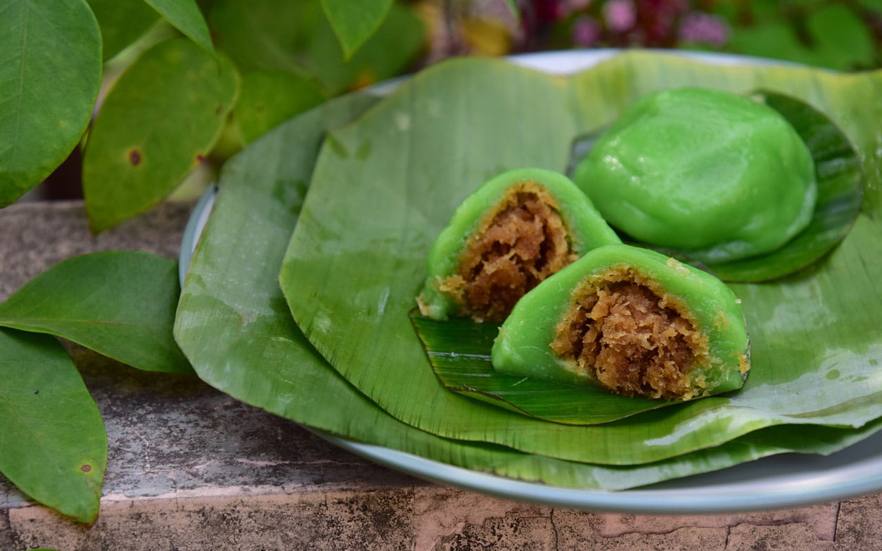 18 Most Popular And Traditional Indonesian Desserts Nomad Paradise