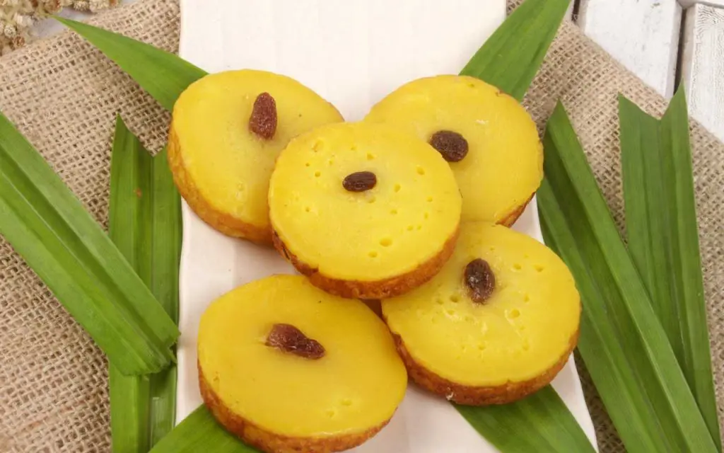 Indonesian Dessert: Kue Lumpur