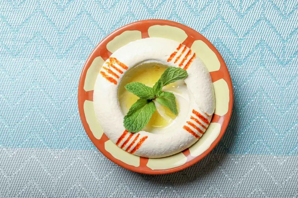 Lebanese Food: Hummus – Chickpea Dip 