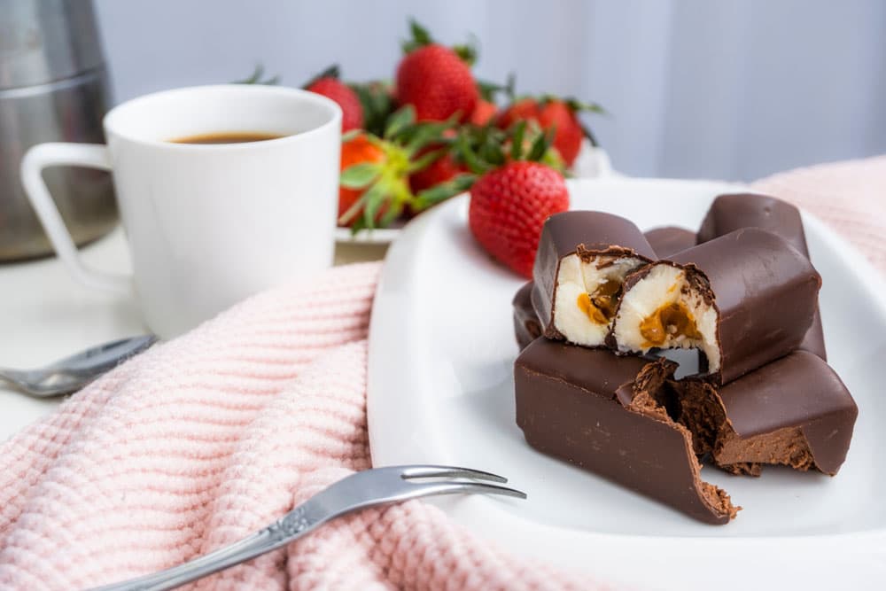 Lithuanian dessert: Varškės Sūrelis (Curd Snack)