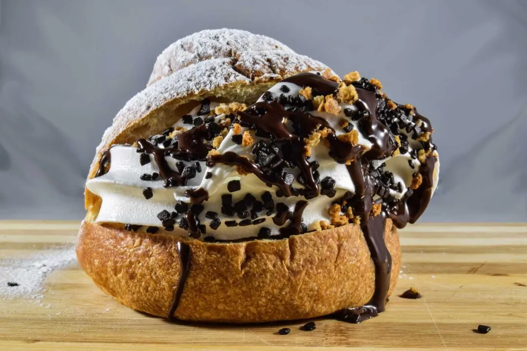 sicilian-food-gelato-brioche-1080x720.jpg.webp