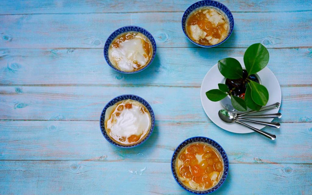 Vietnamese dessert: Tàu Hũ Nước Đường – Tofu Dessert in Ginger Syrup