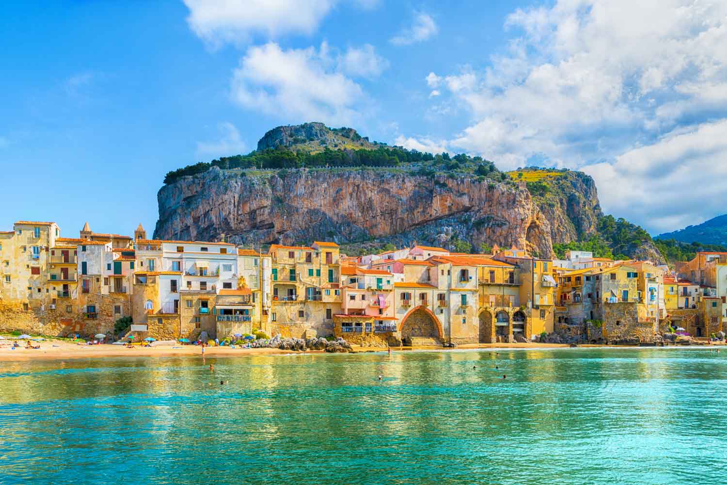 hidden islands in the mediterranean