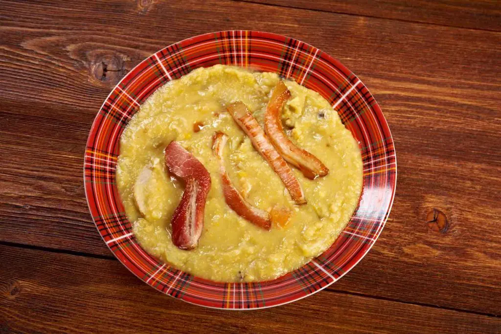 Swedish Food: Ärtsoppa & Pannkakor – Pea Soup & Pancakes