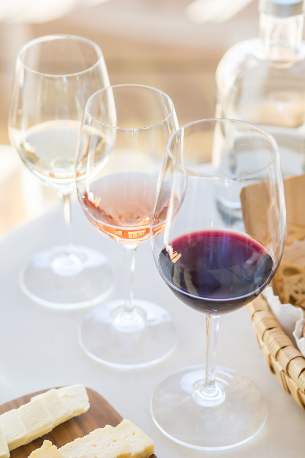 40 Cool Wine Gadgets, Accessories, and Gifts for Wine Lovers Nomad