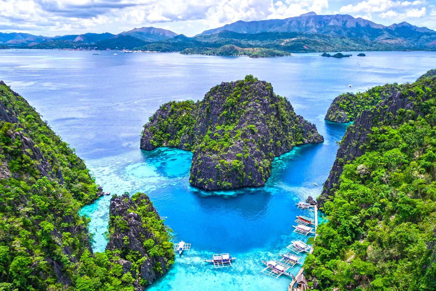 15-beautiful-filipino-islands-to-escape-to-in-2021-nomad-paradise