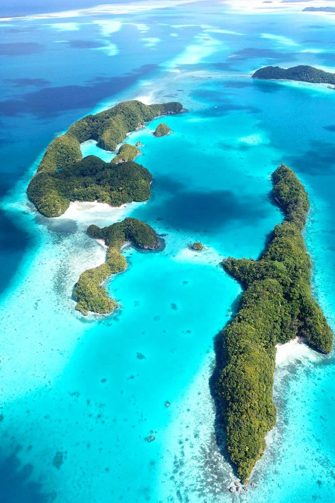 11 Best Paradise Islands To Visit In 2022 - Nomad Paradise