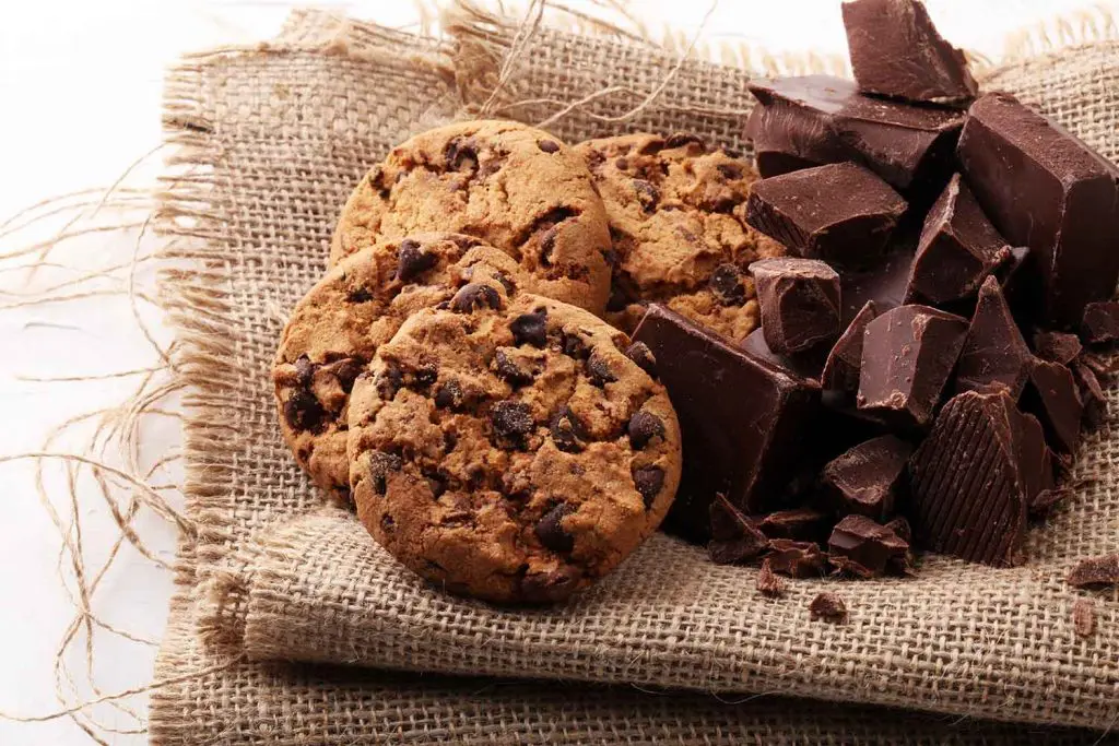 chocolate chip cookies