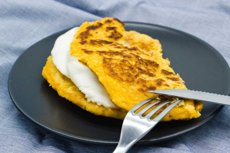 16 Most Popular Costa Rican Foods to Try