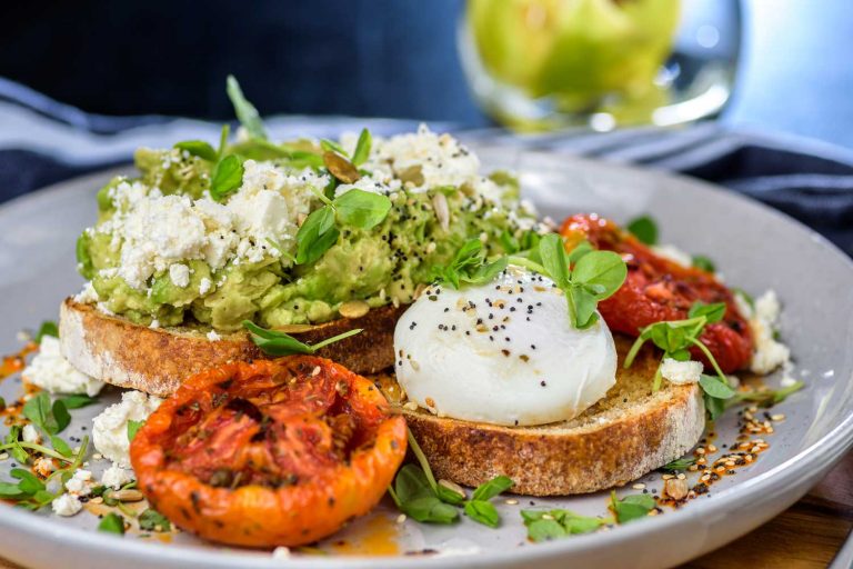 Australian Food Guide 15 Classic Dishes to Try Down Under