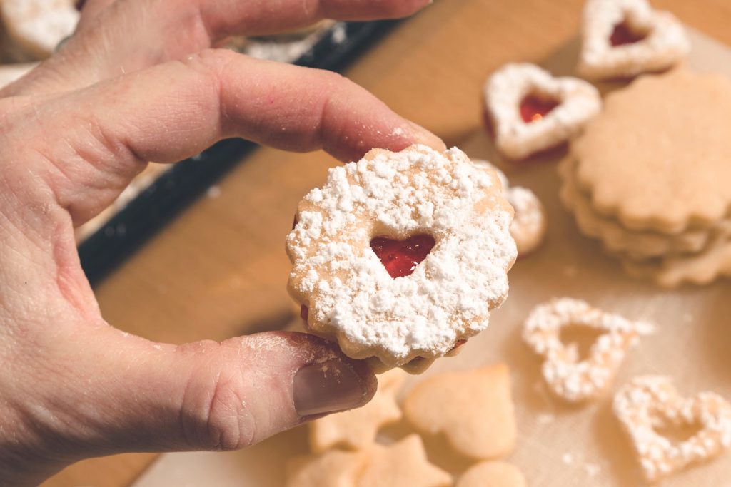 Spitzbuben (Christmas Jam Cookies)