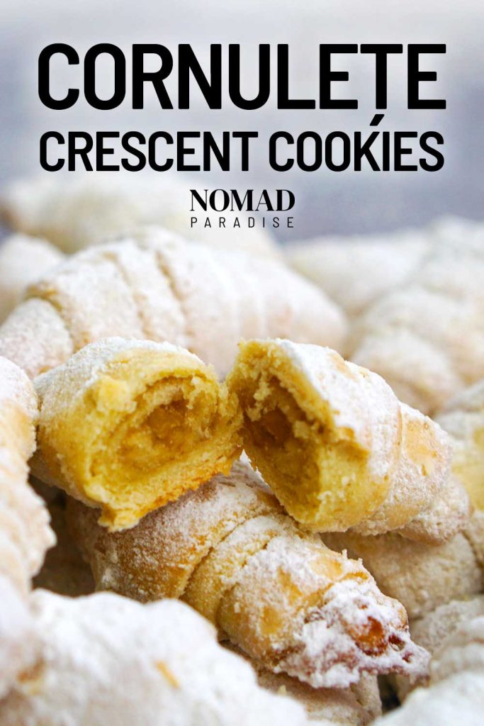 Cornulete Crescent Cookies with powdered sugar.