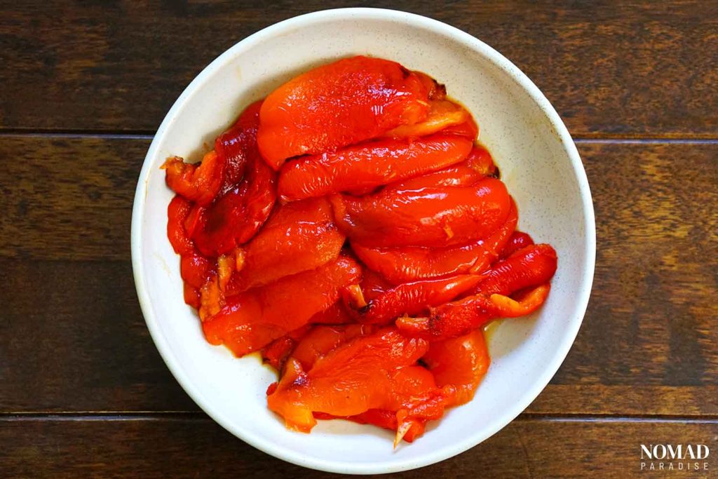 Lutenitsa recipe step-by-step (peeled peppers).