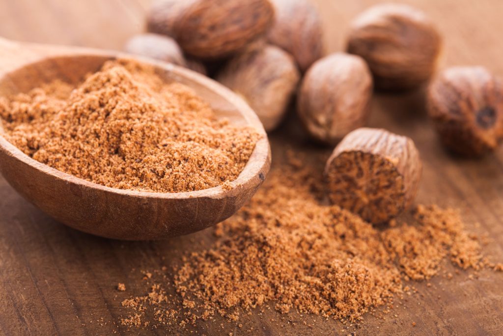 Nutmeg (whole and grated)