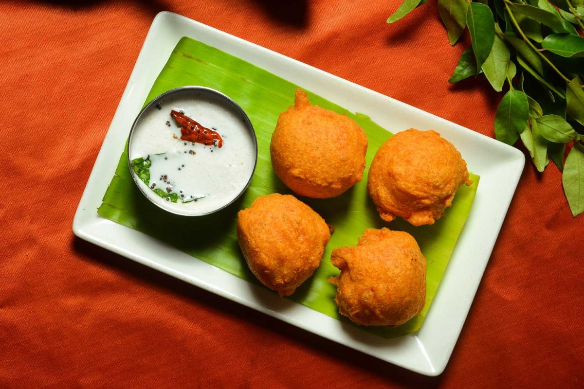 20 Indian Snacks to Savor the Heat and Spice of India in Bite-Sized Form