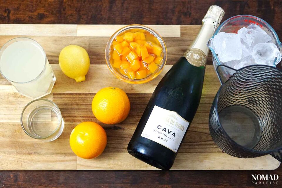 Sparkling White Sangria Recipe for Warm Summer Evenings